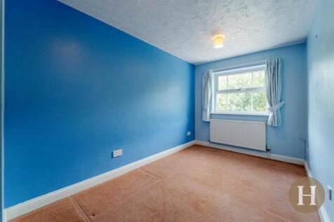 Hadleigh Estate Agents-17.jpg