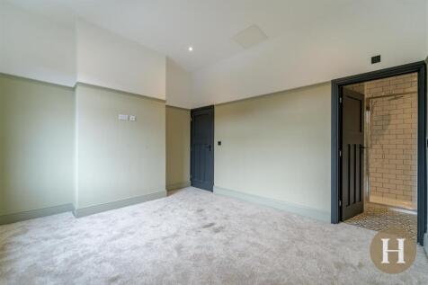 Hadleigh Estate Agents-3.jpg