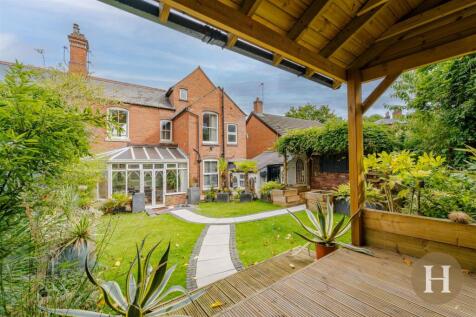 Hadleigh Estate Agents-61.jpg