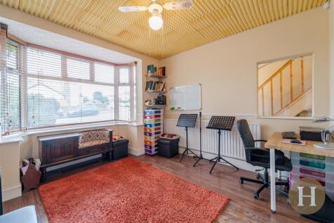 Hadleigh Estate Agents-29.jpg