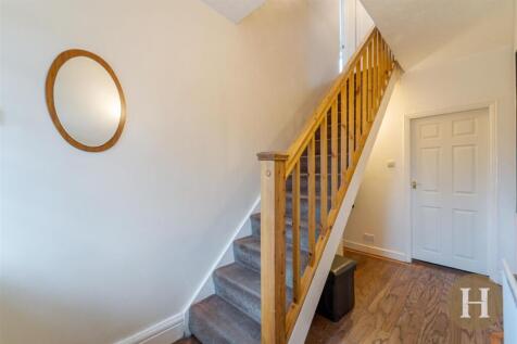Porch/ Hallway