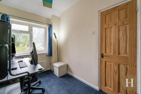 Hadleigh Estate Agents-13.jpg
