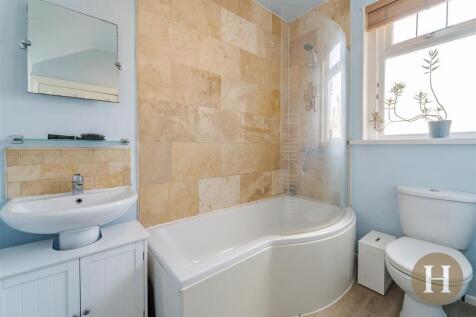 Hadleigh Estate Agents-22.jpg