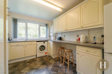 Hadleigh Estate Agents-19.jpg