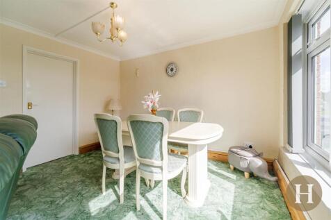 Hadleigh Estate Agents-15.jpg