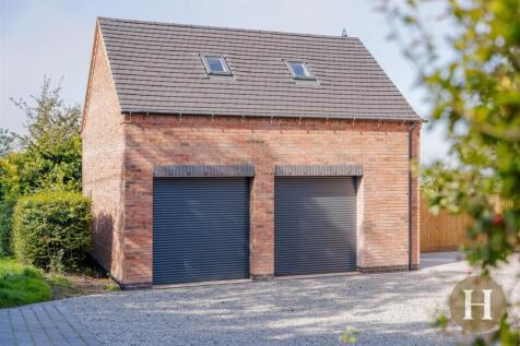 Hadleigh Estate Agents-60.jpg
