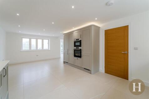 Hadleigh Estate Agents-10.jpg