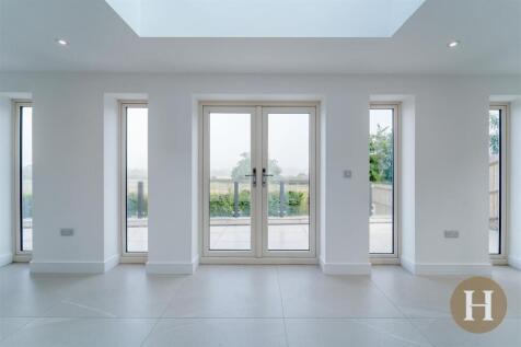 Hadleigh Estate Agents-13.jpg