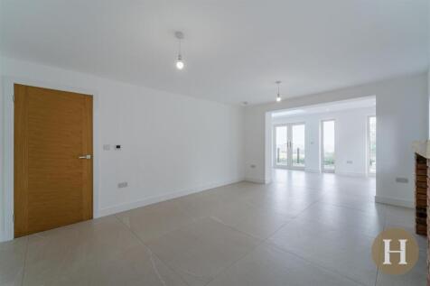Hadleigh Estate Agents-19.jpg