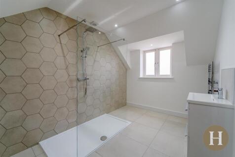 Hadleigh Estate Agents-47.jpg