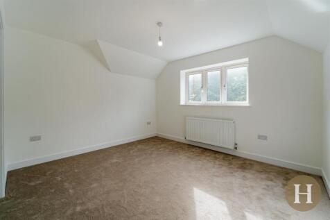 Hadleigh Estate Agents-29.jpg