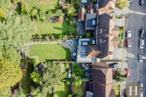 Hadleigh Estate Agents-63.jpg