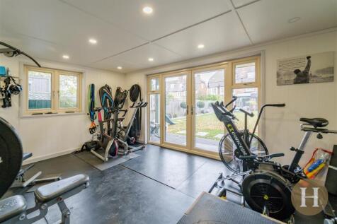 Hadleigh Estate Agents-4.jpg