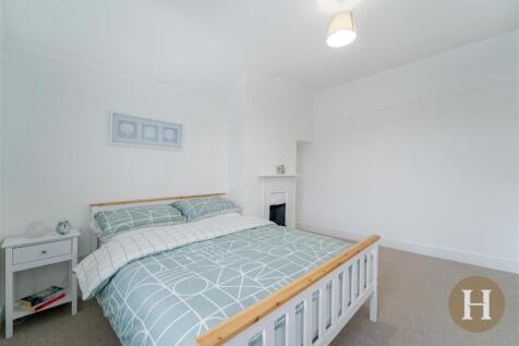 Hadleigh Estate Agents-39.jpg