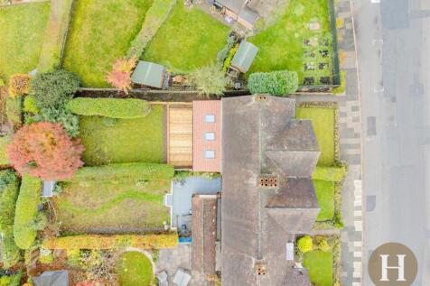 Hadleigh Estate Agents-67.jpg