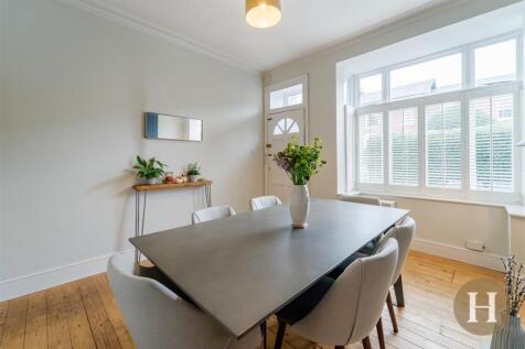 Hadleigh Estate Agents-4.jpg