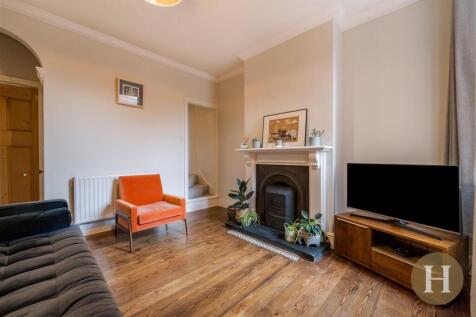 Hadleigh Estate Agents-9.jpg