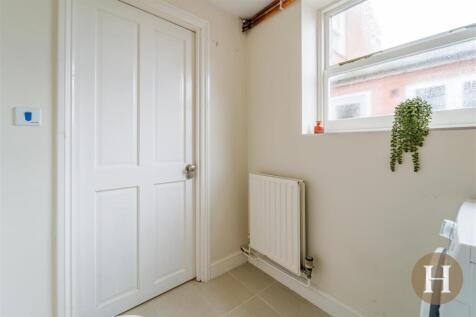 Hadleigh Estate Agents-16.jpg