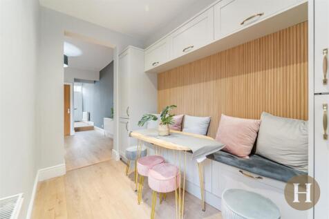 Hadleigh Estate Agents-31.jpg