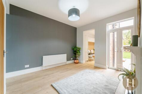 Hadleigh Estate Agents-25.jpg