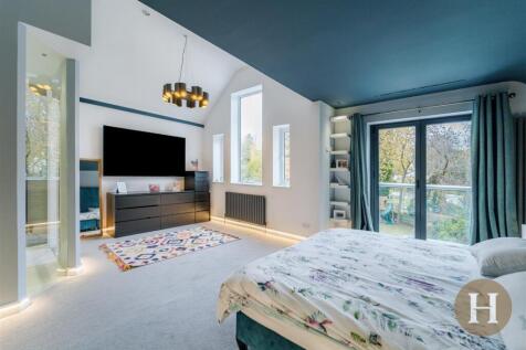 Hadleigh Estate Agents-40.jpg