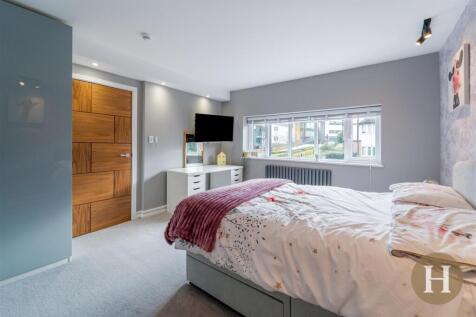 Hadleigh Estate Agents-20.jpg