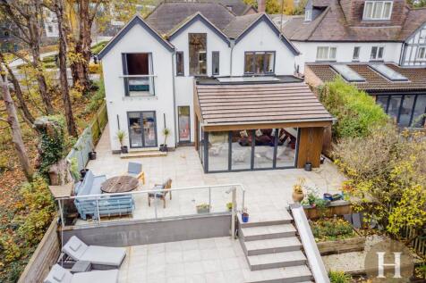 Hadleigh Estate Agents-16.jpg