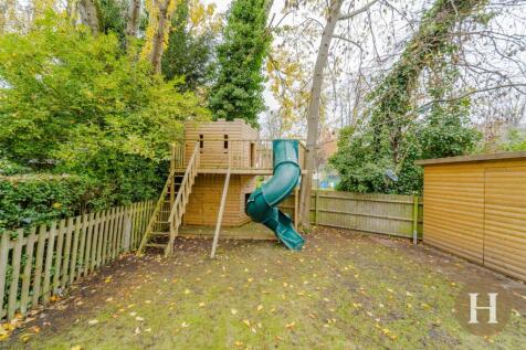 Hadleigh Estate Agents-77.jpg