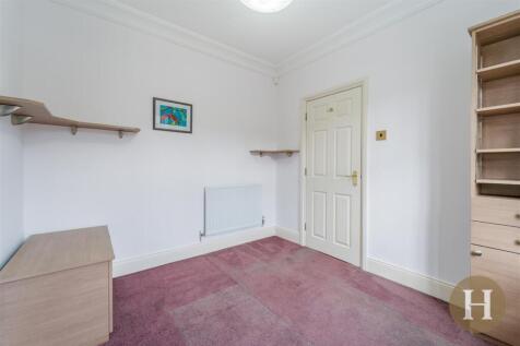 Hadleigh Estate Agents-17.jpg