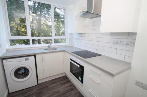 Newly Fitted Kitchen