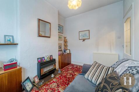 Hadleigh Estate Agents-3.jpg