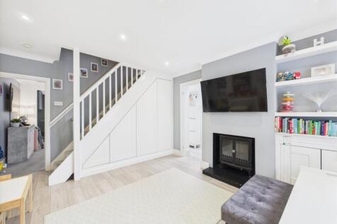 Lounge/Playroom