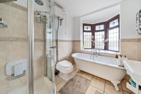Famiyl Bathroom