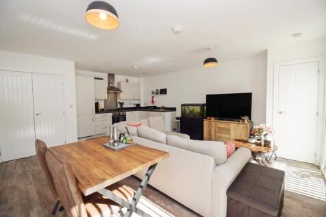 Dining/Kitchen