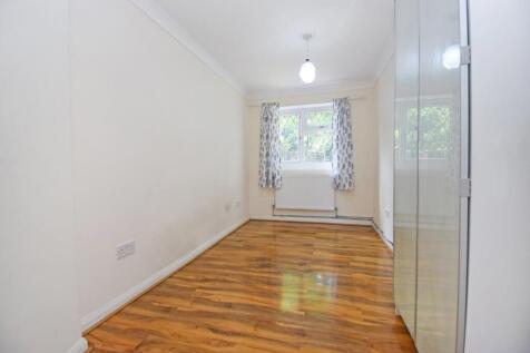 Reception/Bedroom 4