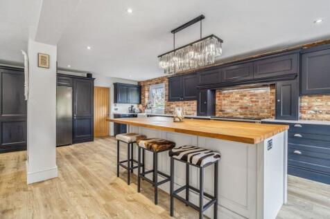 Kitchen/Breakfast