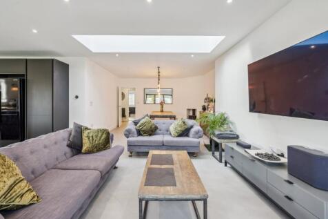 Lounge Area