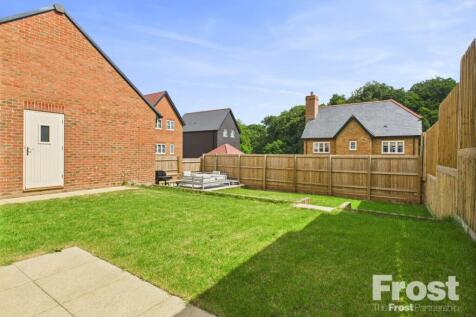 Rear Garden &amp; Garage