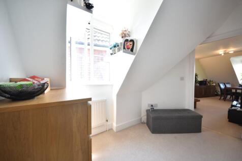 Entrance Hall/Study