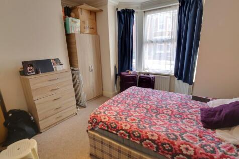 Bedroom 4/Lounge