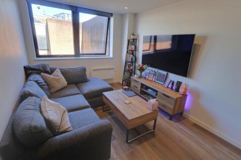 Living Room/Kitchen