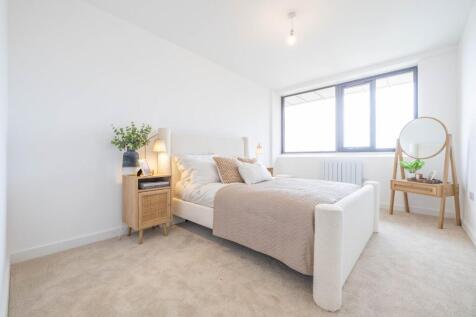 Flat 48