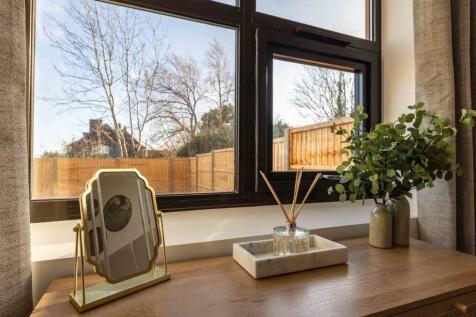 Flat 10 Show Home
