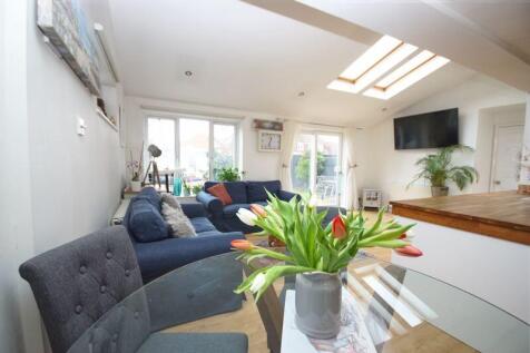 Kitchen/Family Room