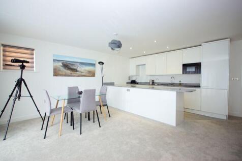 Kitchen/Dining Area