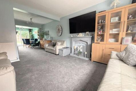 Open Plan Lounge/Family/Dining Room