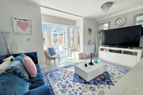 Kitchen/Dining/Family Room