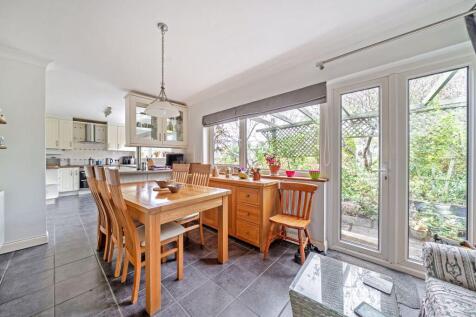 Open Plan Kitchen/Dining Room