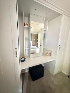 dressing table 1.jpeg
