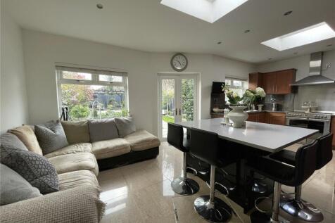 Kitchen/Family Room